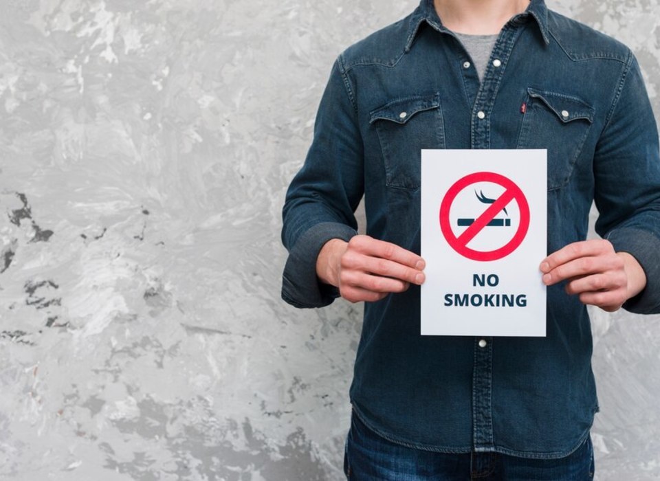 Волгоградцев предупредили о риске развития онкологии из-за курения